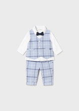 Load image into Gallery viewer, Newborn suit set 2520
