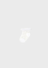 Load image into Gallery viewer, White heart socks 9594
